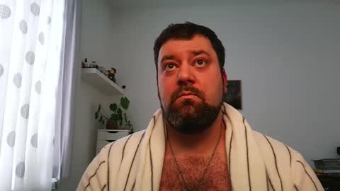 Snapshot of brucemf chatting on 10/02/25, 04:03 Bruce online show from 10/02/25, 04:03