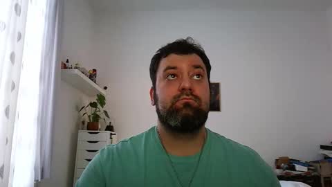 Snapshot of brucemf chatting on 10/09/25, 03:21 Bruce online show from 10/09/25, 03:21