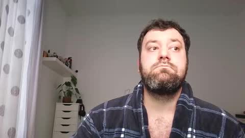 Snapshot of brucemf chatting on 10/13/25, 04:07 Bruce online show from 10/13/25, 04:07