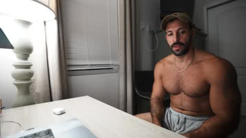 Snapshot of brucestryker chatting on 10/01/25, 02:50 onlyfans BRUCESTRYKER online show from 10/01/25, 02:50