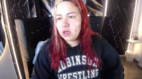 Bruja SCarlata online show from 11/06/25, 10:05