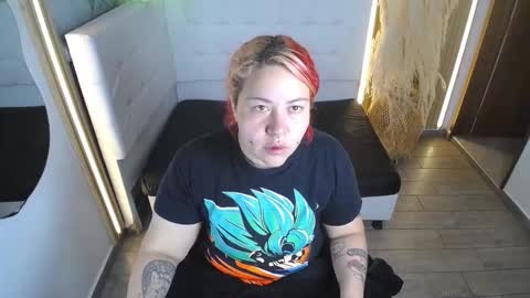 Bruja SCarlata online show from 01/15/26, 10:53