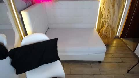 Bruja SCarlata online show from 01/17/26, 11:48