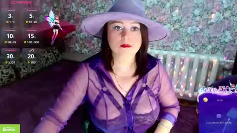 Julia online show from 06/20/26, 08:55