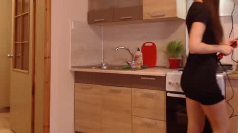 Snapshot of brunettgirl_ chatting on 01/31/25, 06:35 Ellis online show from 01/31/25, 06:35