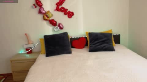 Snapshot of brunettgirl_ chatting on 09/12/25, 05:18 Ellis online show from 09/12/25, 05:18