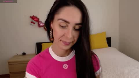 Snapshot of brunettgirl_ chatting on 11/05/25, 07:08 Ellis online show from 11/05/25, 07:08