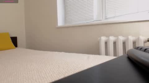 Snapshot of brunettgirl_ chatting on 12/05/25, 07:17 Ellis online show from 12/05/25, 07:17