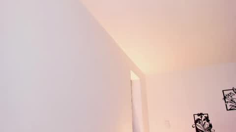     online show from 04/12/26, 09:31