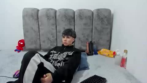 Bruno Cruz online show from 04/23/26, 02:13