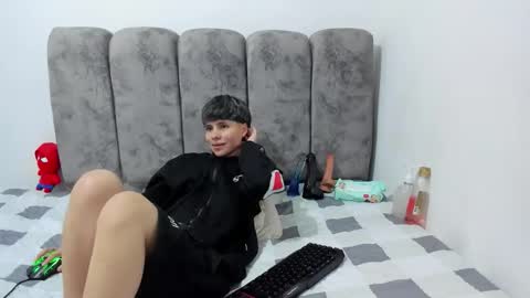 Bruno Cruz online show from 04/25/26, 02:47