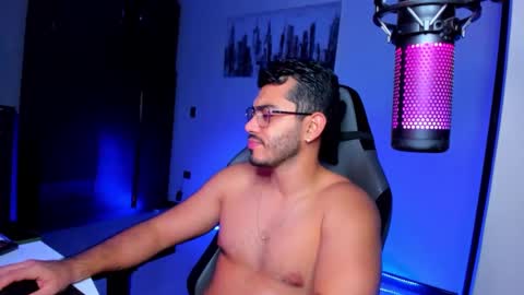 Snapshot of bruno_diaz31 chatting on 01/04/25, 04:12 Bruno online show from 01/04/25, 04:12