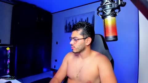Snapshot of bruno_diaz31 chatting on 02/19/25, 12:00 Bruno online show from 02/19/25, 12:00