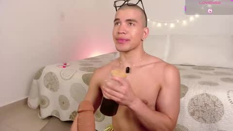 Bruno online show from 12/22/25, 11:40