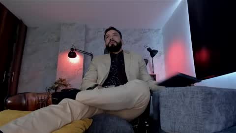 Andres Suarez online show from 11/30/25, 01:48