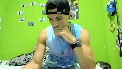 Snapshot of brunocuttie94 chatting on 06/08/26, 05:02 Join my fan club here 150 tokens a month online show from 06/08/26, 05:02