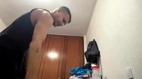 Snapshot of brunosex96 chatting on 01/17/26, 07:06 brunosex96 online show from 01/17/26, 07:06