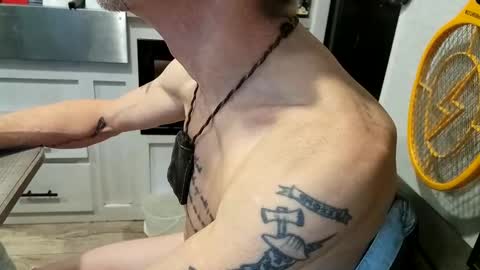 Snapshot of brushsquach chatting on 12/16/25, 07:08 Steve... aka SkinnieDippin aka TimberTramp online show from 12/16/25, 07:08