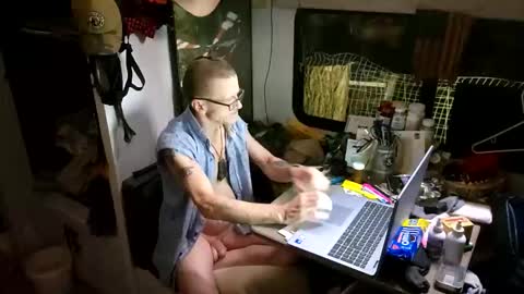 Steve... aka SkinnieDippin aka TimberTramp online show from 04/06/26, 06:03