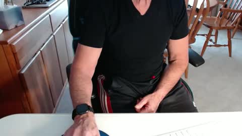 Brussells online show from 02/06/25, 06:13