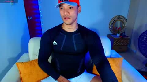 Snapshot of bryan_boy_ chatting on 06/17/26, 02:03 bryan online show from 06/17/26, 02:03