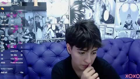 Snapshot of bryce_evans chatting on 01/27/25, 03:39 B R Y C E  online show from 01/27/25, 03:39