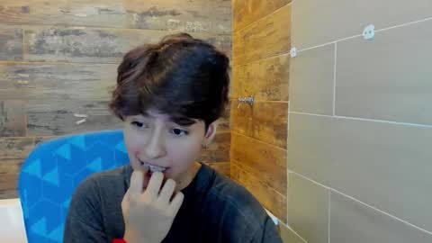 Snapshot of bryce_evans chatting on 09/26/25, 02:54 B R Y C E  online show from 09/26/25, 02:54