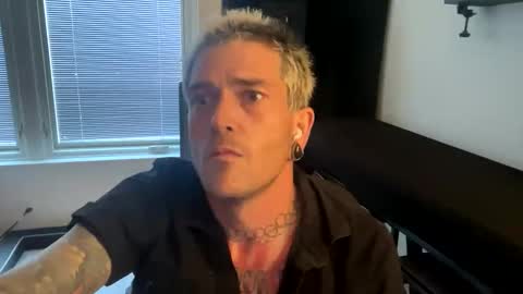 bryjybxxx online show from 10/19/25, 10:32