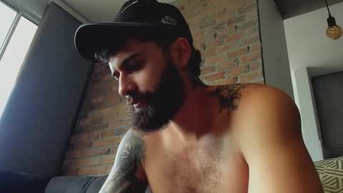 Snapshot of bryson_jace1 chatting on 11/20/25, 04:07 Bryson Jace online show from 11/20/25, 04:07