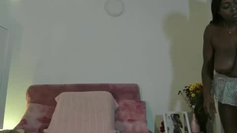 hot online show from 02/24/26, 05:33