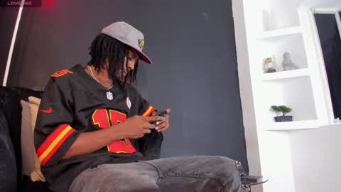 Snapshot of bryxxxon1 chatting on 12/14/24, 03:51 Bryxon online show from 12/14/24, 03:51