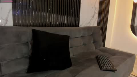 Snapshot of bryxxxon1 chatting on 01/26/25, 04:20 Bryxon online show from 01/26/25, 04:20