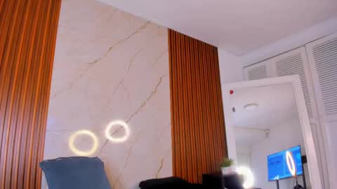 Snapshot of bryxxxon1 chatting on 02/13/25, 06:05 Bryxon online show from 02/13/25, 06:05