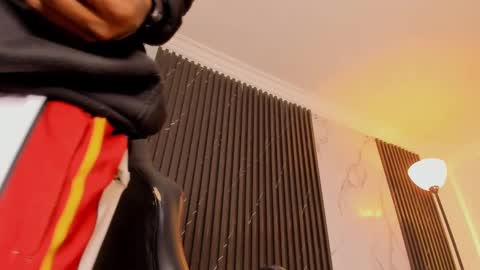 Snapshot of bryxxxon1 chatting on 02/23/25, 10:06 Bryxon online show from 02/23/25, 10:06