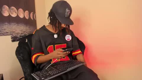 Snapshot of bryxxxon1 chatting on 03/11/25, 02:51 Bryxon online show from 03/11/25, 02:51