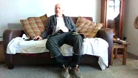 Snapshot of bs4800cam chatting on 04/22/26, 10:28 bs4800cam online show from 04/22/26, 10:28