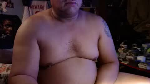 Snapshot of bubbasmalls chatting on 12/11/24, 05:43 Bubba Smalls online show from 12/11/24, 05:43