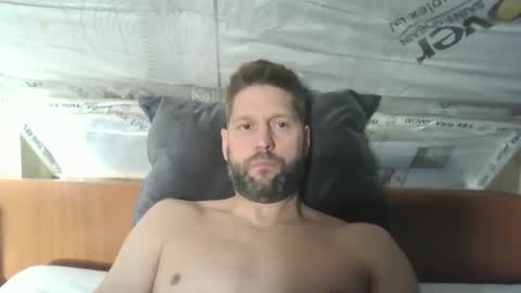 bubblebee1982 online show from 11/06/25, 08:15