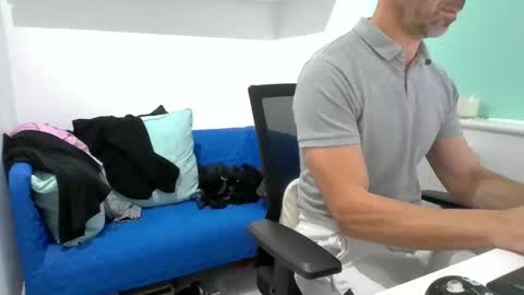 Bubblebum online show from 10/07/25, 02:14