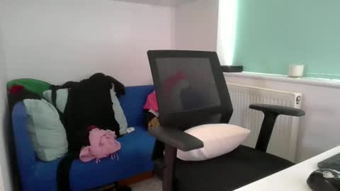 Snapshot of bubblebumdave chatting on 02/11/26, 02:00 Bubblebum online show from 02/11/26, 02:00