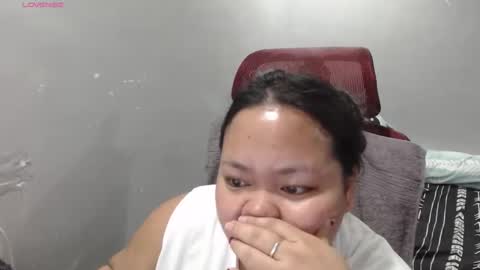 Snapshot of bubblebuttpinay chatting on 02/04/26, 06:36 Sunshine online show from 02/04/26, 06:36