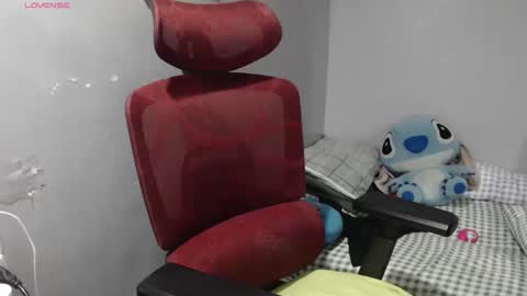 Snapshot of bubblebuttpinay chatting on 02/20/26, 06:26 Sunshine online show from 02/20/26, 06:26