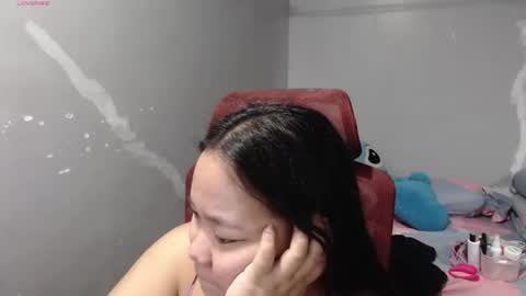 Snapshot of bubblebuttpinay chatting on 05/28/26, 02:09 Sunshine online show from 05/28/26, 02:09