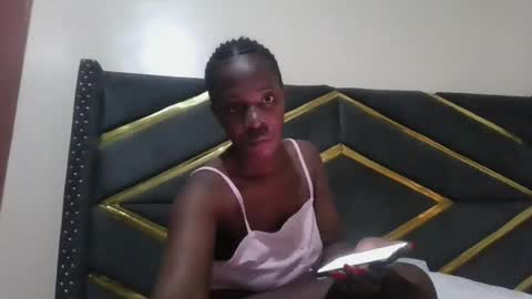 Bobbie online show from 06/15/26, 03:42