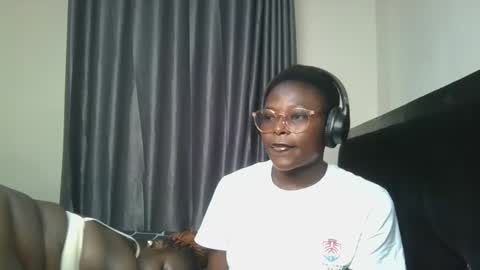 Snapshot of bubbly1_ chatting on 11/24/25, 07:08 Bubbly online show from 11/24/25, 07:08