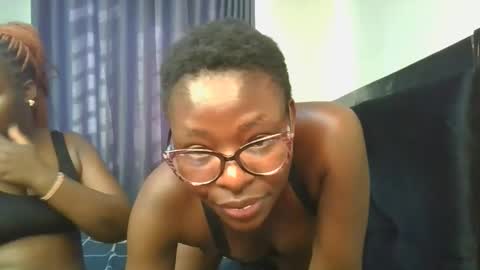 Snapshot of bubbly1_ chatting on 11/25/25, 12:38 Bubbly online show from 11/25/25, 12:38