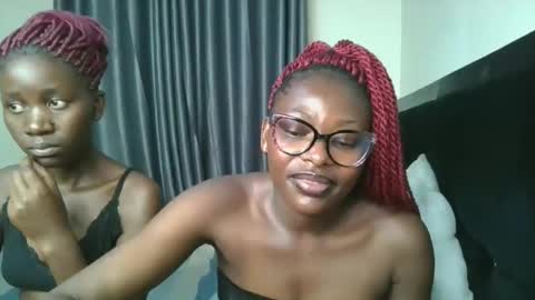 Snapshot of bubbly1_ chatting on 12/15/25, 10:14 Bubbly online show from 12/15/25, 10:14