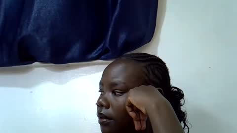 Snapshot of bubbly_ass247 chatting on 09/27/25, 10:42 bubbly online show from 09/27/25, 10:42