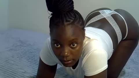 bubbly_ass30 online show from 02/23/26, 02:42