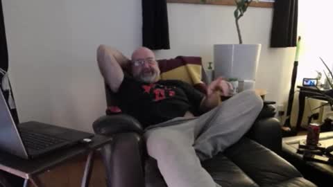 Buck online show from 02/08/25, 10:19